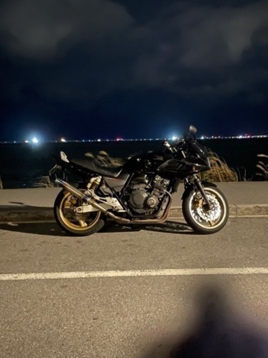 ホンダ車　スーパーボルドール400 Revo