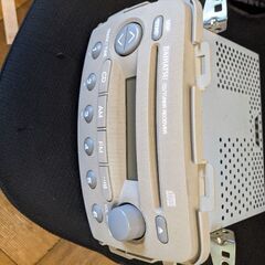 エッセ　純正オーディオ　CDデッキ　ダイハツ純正　ベージュの画像