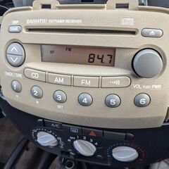 エッセ　純正オーディオ　CDデッキ　ダイハツ純正　ベージュの画像