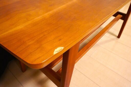 【カリモク60正規品】 リビングテーブル（小）ウォールナット