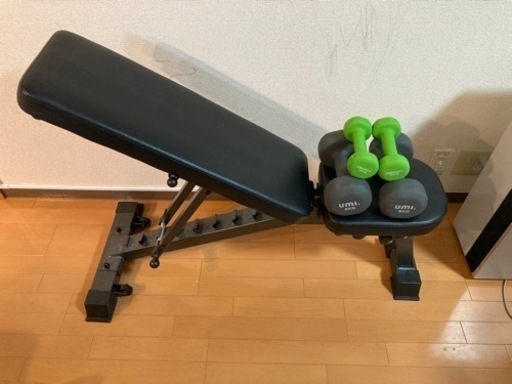インクラインベンチ　ダンバル