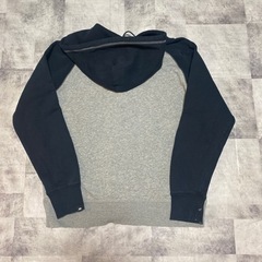 ナイキパーカーＬサイズの画像