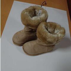 フェイク　ムートンブーツ 16cm ベージュ　2way　靴底難ありですが、外観　内側　美品！の画像