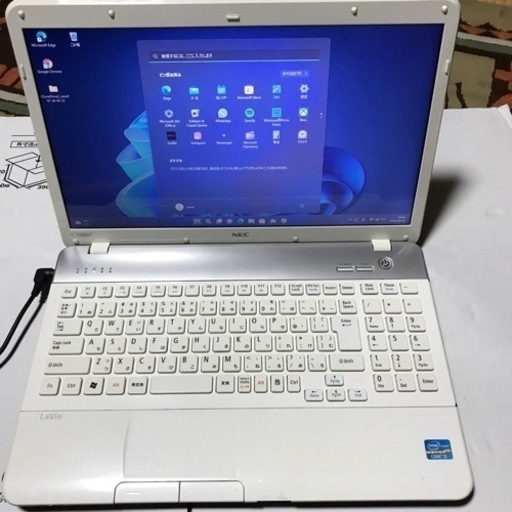 ノートパソコン N E C  L a Ve Windows11 core i5