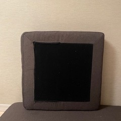 クッション付きローチェアの画像