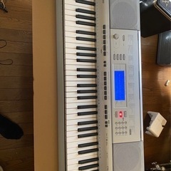 電子ピアノ