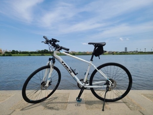 値下・美品・一都三県お運び可】TREK(トレック)クロスバイク デュアル