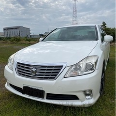 トヨタ　クラウン　ロイヤルサルーン
