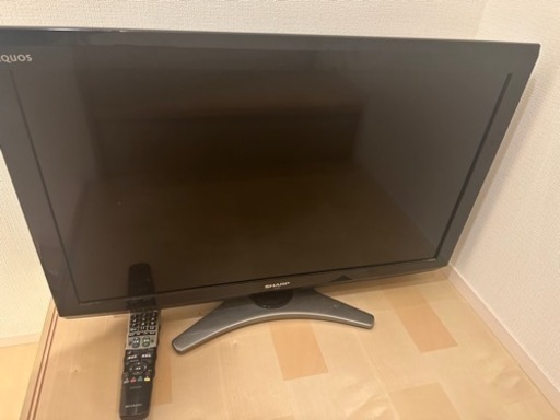 決まりましたシャープ AQUOS LC-32E8-B 32インチ　ジャンク
