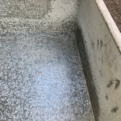 ブリキ  箱　缶の画像