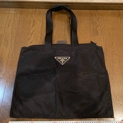 プラダ　激レア　マチ無しナイロントートバック