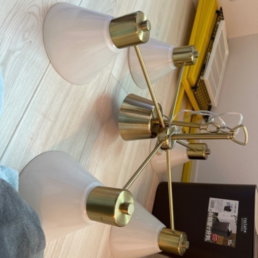 IKEA リビング照明　