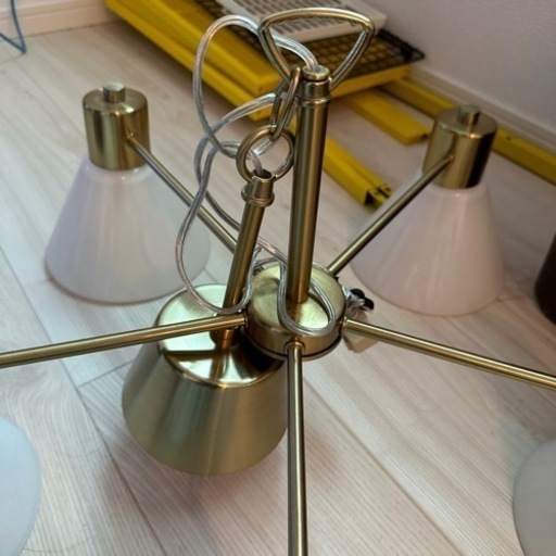 IKEA リビング照明　
