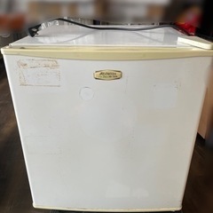 中古　2011年製アビテラックス46L冷蔵庫