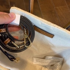 ZARA バッグの画像