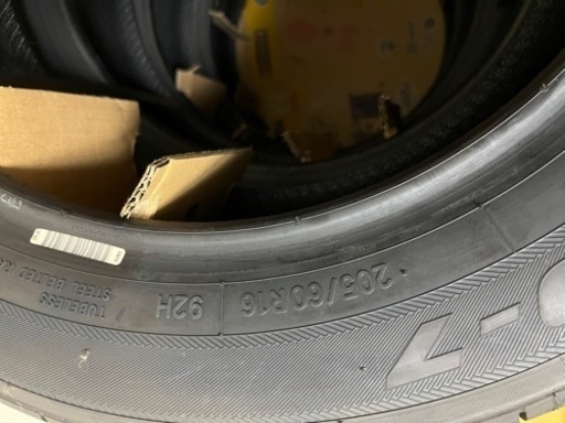 -¥1000/週【新品未使用】タイヤ４本セット　TOYOタイヤ　205/60/R16