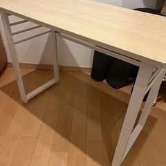 ⭐️直接引渡し可能⭐️折りたたみテーブル　組み立て不要
