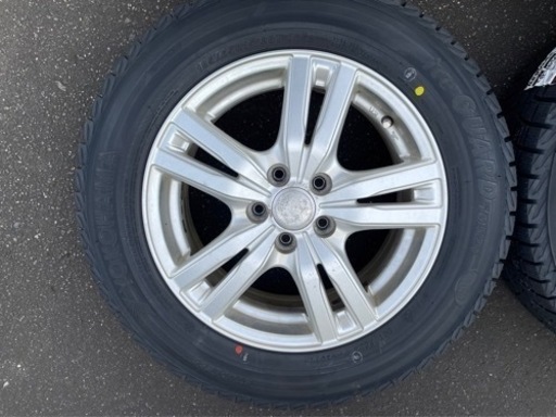 新品　YOKOHAMAスタッドレスタイヤ　185/65R15