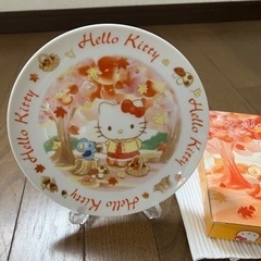 無料　キティちゃんのお皿の画像