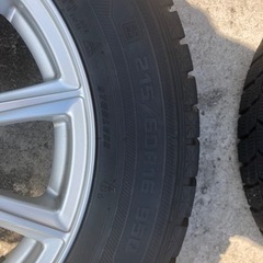 中古スタッドレスタイヤ　215-60-16の画像