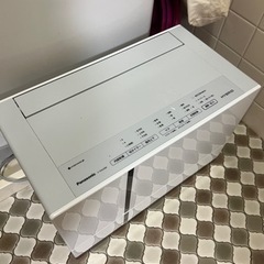 家具空気清浄機（購入58000円.使用は夏ワンシーズン）