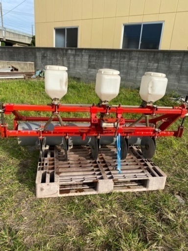 トラクター用播種機サンシーダー稲、麦、他小粒種子同時に全面鎮圧、整地、溝調整ローラー幅1600mm埼玉県