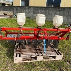 トラクター用播種機サンシーダー稲、麦、他小粒種子同時に全面鎮圧