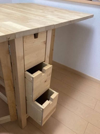 IKEA 木製机、椅子　机は折りたたみ可能