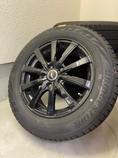 決まりました。スタッドレスタイヤホイールセット 205 60 16