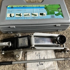 ★2t 油圧フロアジャッキ　無料でお譲りします。引き取りに来られる方のみの画像