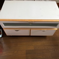 テレビ台　