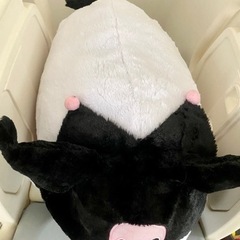 クロミちゃん　ぬいぐるみ　つめちゃう超BIGクッション　プライズ景品の画像
