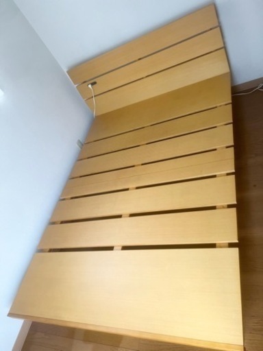 市内無料配送　タンスのゲン　ダブルベッド　フレームのみ　コンセント付き