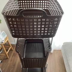 洗濯カゴ　3段　キャスター付きの画像