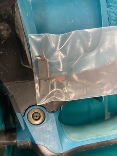 中古品 □ makita 電動ハンマ HM1213C □ K □ IT767V3FURCW 
