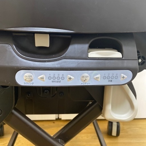 電動　combi コンビ　ネムリラ4キャス オートスウィング