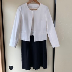 フォーマルスーツ レディースの画像