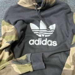 adidas originals 迷彩　パーカー