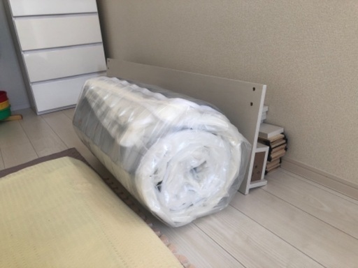 新品ダブルローベッド マットレス付き