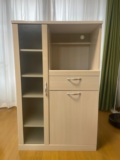⭐️レンジ台付き食器棚⭐️お値下げします！