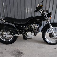 スズキ　バンバン200