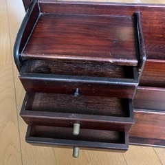 小物入れ、裁縫箱、の画像