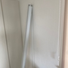 白のロールカーテン(引き取りすぐ来て頂ける方)