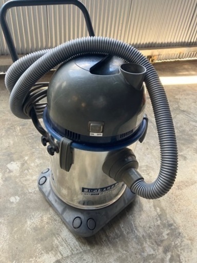 中古業務掃除機 乾湿両用