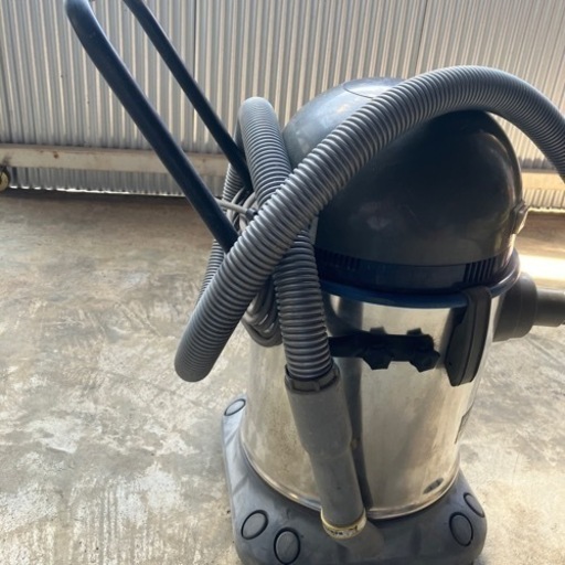 中古業務掃除機 乾湿両用