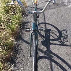 プジョーのステップイン 自転車です。の画像