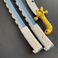 鬼滅の刃伊之助　刀の画像