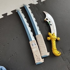 鬼滅の刃伊之助　刀の画像