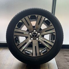 現行デリカの新品タイヤ4本(ホイールあり)