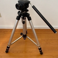 (定価5万以上の三脚)三脚 HITACHI VK-CS57の画像